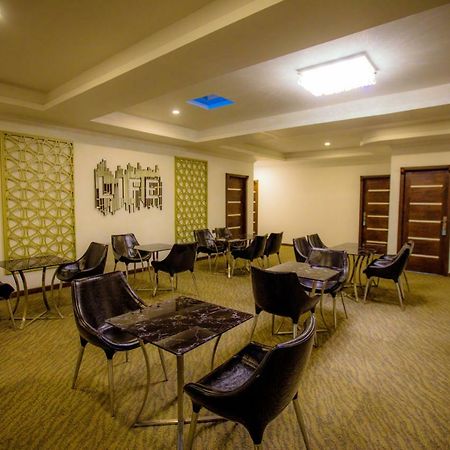Huddle Hotel Nuwara Eliya Eksteriør billede